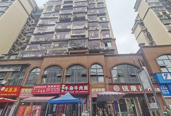 江陽區(qū)利民路三段11號(hào)樓37號(hào)(拉菲小鎮(zhèn)商業(yè)房第二次拍賣)